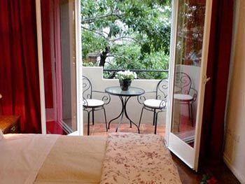Simple & Charming Pensão 3*